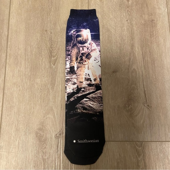 Smithsonian Lunar Landing Socks Set - Picture 3 of 7